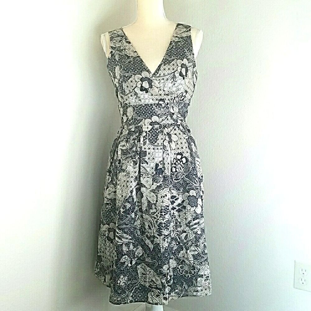 Van Heusen womens dress size 8